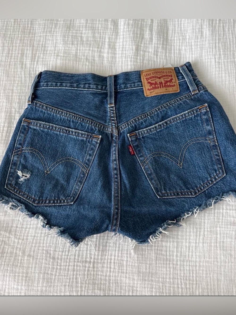Levi's 501 blue denim shorts size w 24